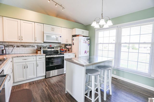 6955 Lindview Dr, Paducah, KY 42001