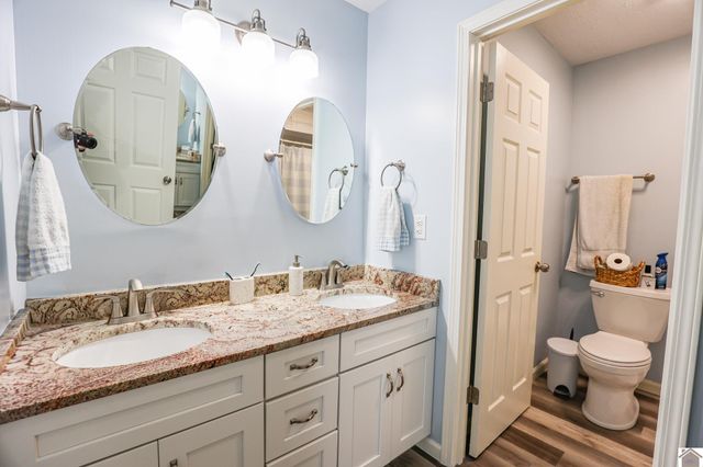 6955 Lindview Dr, Paducah, KY 42001