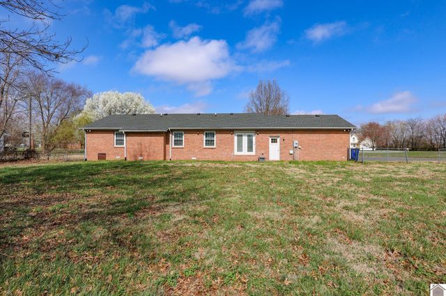 6955 Lindview Dr, Paducah, KY 42001