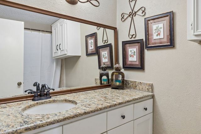 17 Hillside Drive, Fate, TX 75087