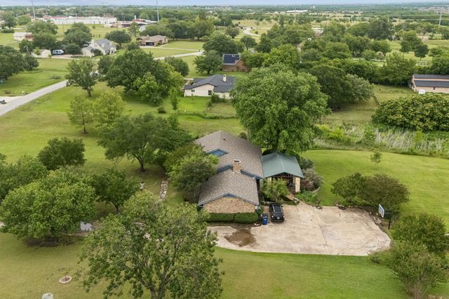 17 Hillside Drive, Fate, TX 75087