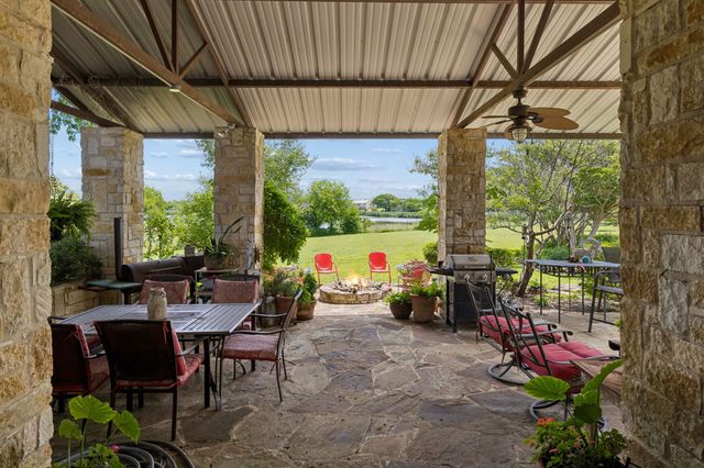 17 Hillside Drive, Fate, TX 75087