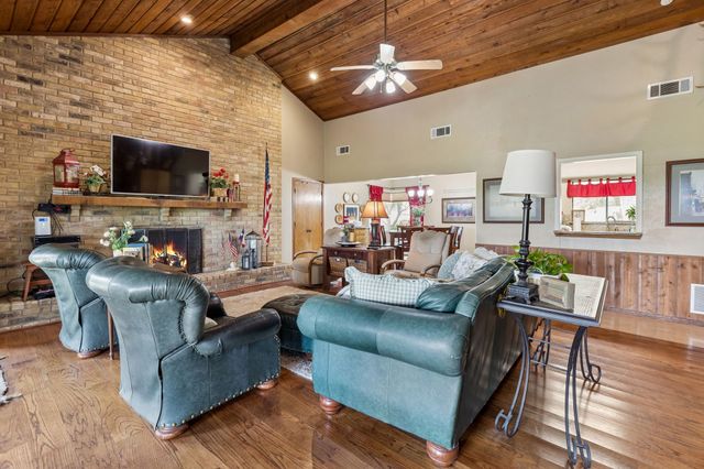 17 Hillside Drive, Fate, TX 75087