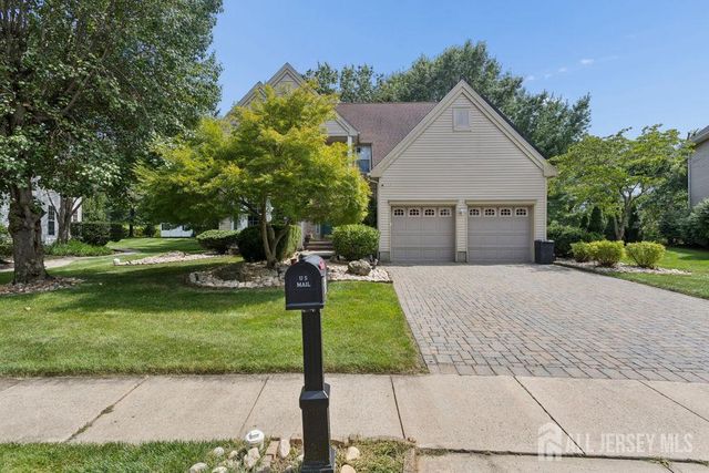 30 Larkspur Drive, South Brunswick, NJ 08810