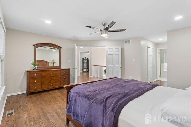 30 Larkspur Drive, South Brunswick, NJ 08810