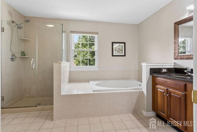 30 Larkspur Drive, South Brunswick, NJ 08810