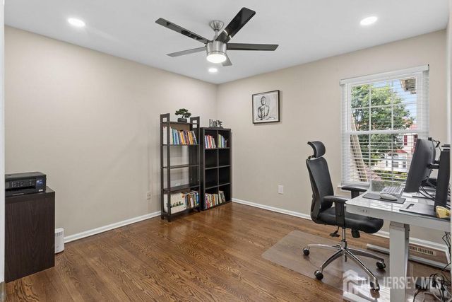30 Larkspur Drive, South Brunswick, NJ 08810