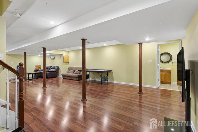 30 Larkspur Drive, South Brunswick, NJ 08810