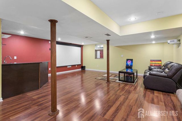 30 Larkspur Drive, South Brunswick, NJ 08810