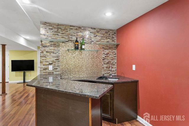 30 Larkspur Drive, South Brunswick, NJ 08810