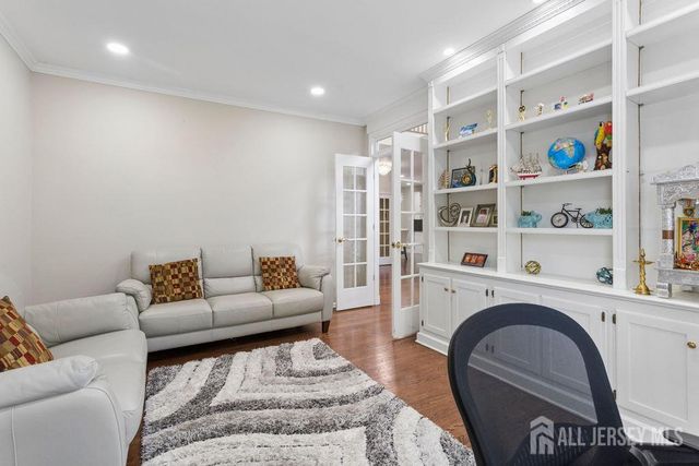 30 Larkspur Drive, South Brunswick, NJ 08810