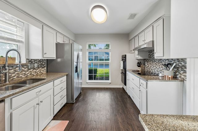 6708 McCallum Boulevard, Dallas, TX 75252