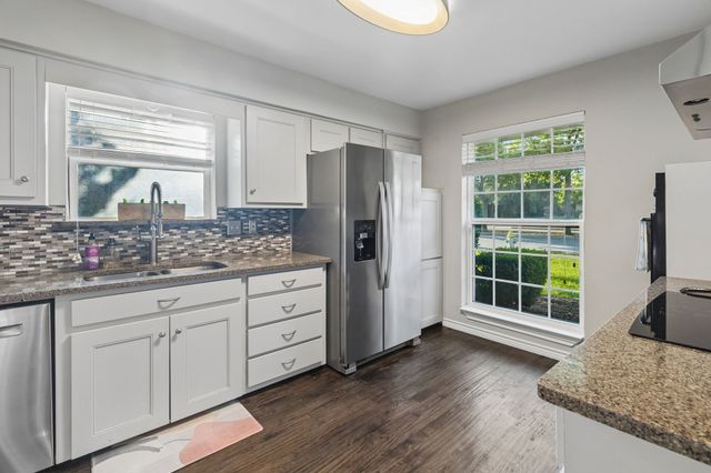 6708 McCallum Boulevard, Dallas, TX 75252