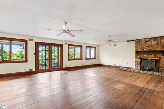 245 Lyman Lake Road, Lyman, SC 29365