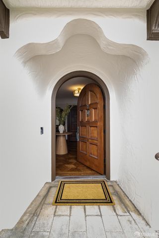 2 Rosewood Drive, San Francisco, CA 94127
