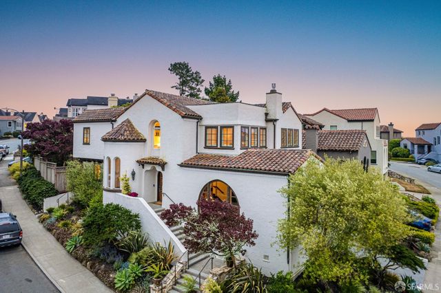 2 Rosewood Drive, San Francisco, CA 94127
