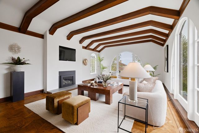 2 Rosewood Drive, San Francisco, CA 94127