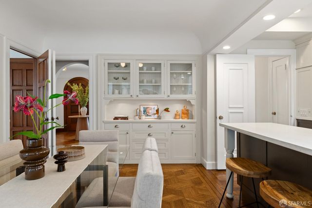 2 Rosewood Drive, San Francisco, CA 94127