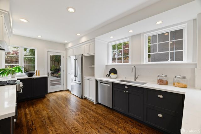2 Rosewood Drive, San Francisco, CA 94127
