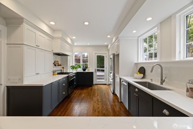 2 Rosewood Drive, San Francisco, CA 94127