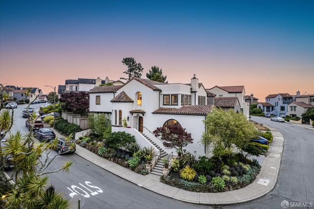 2 Rosewood Drive, San Francisco, CA 94127