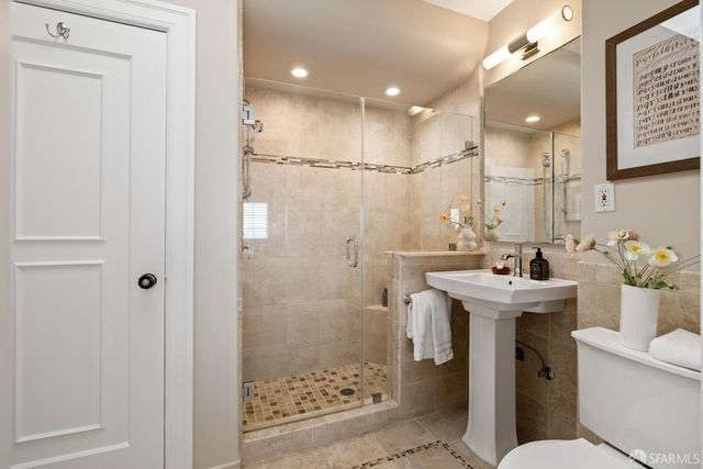 2 Rosewood Drive, San Francisco, CA 94127