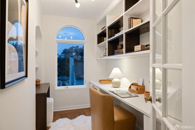 2 Rosewood Drive, San Francisco, CA 94127
