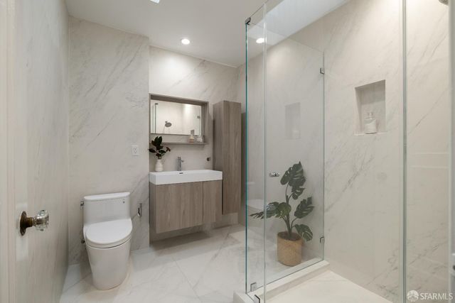 2 Rosewood Drive, San Francisco, CA 94127