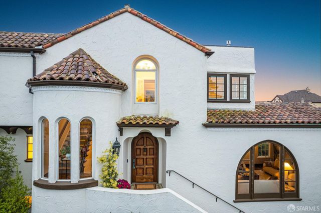 2 Rosewood Drive, San Francisco, CA 94127