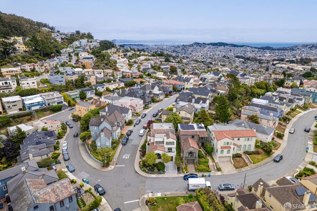 2 Rosewood Drive, San Francisco, CA 94127