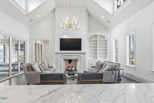 2123 Saint Marys Street, Raleigh, NC 27608