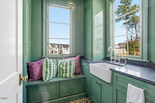 2123 Saint Marys Street, Raleigh, NC 27608