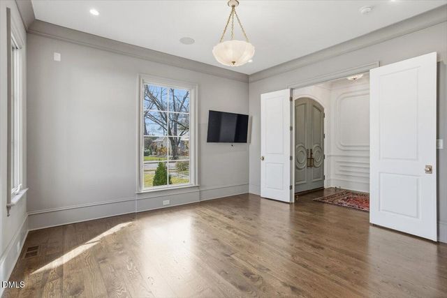 2123 Saint Marys Street, Raleigh, NC 27608