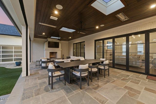 2123 Saint Marys Street, Raleigh, NC 27608