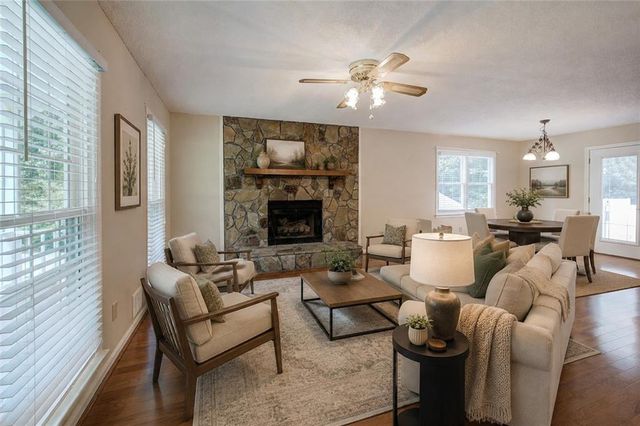 98 Cole Street, Jasper, GA 30143
