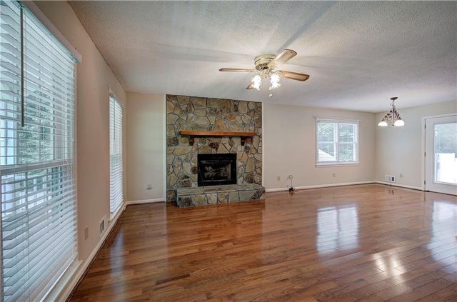 98 Cole Street, Jasper, GA 30143