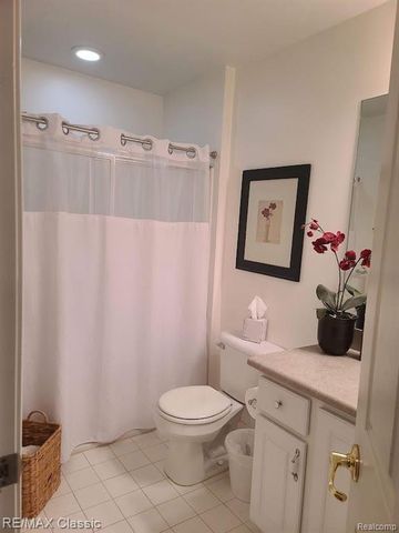 39530 Rockcrest Lane, Northville, MI 48168