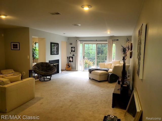 39530 Rockcrest Lane, Northville, MI 48168