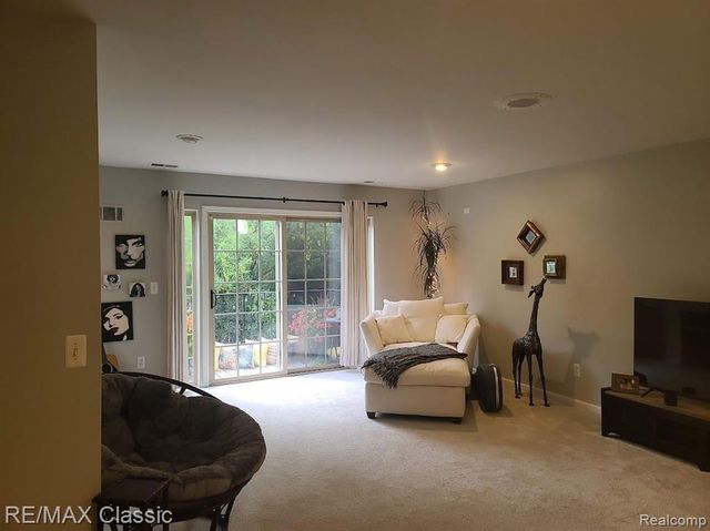 39530 Rockcrest Lane, Northville, MI 48168
