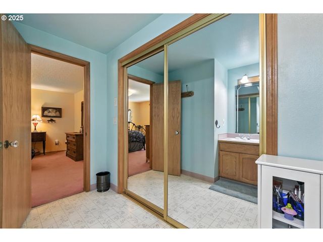 14900 Ne 399TH St, Amboy, WA 98601