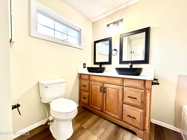 160 Old Hunt Road, Pinehurst, NC 28374