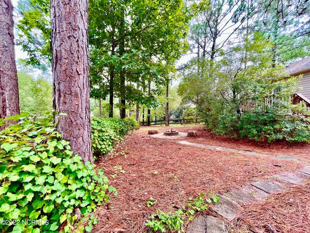 160 Old Hunt Road, Pinehurst, NC 28374