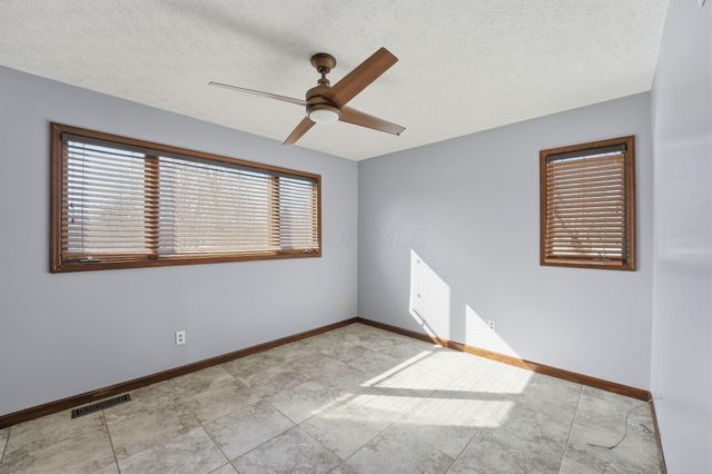 13040 Duncan Plains Road NW, Johnstown, OH 43031