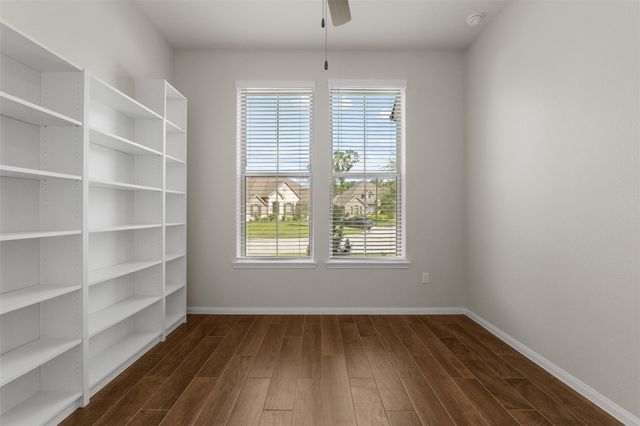 8022 Mckittrick Ridge Drive, Porter, TX 77365