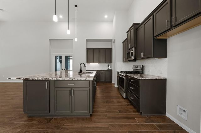 8022 Mckittrick Ridge Drive, Porter, TX 77365