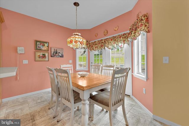 850 WATER EDGE CT L-0049, Lebanon, PA 17046