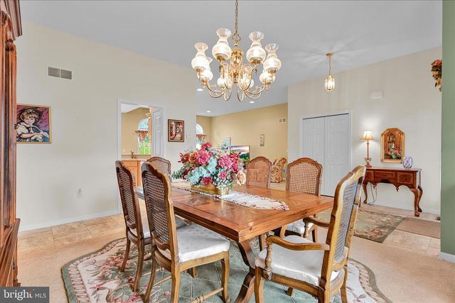 850 WATER EDGE CT L-0049, Lebanon, PA 17046