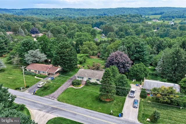 2457 RIDGE RD, Glenville, PA 17329