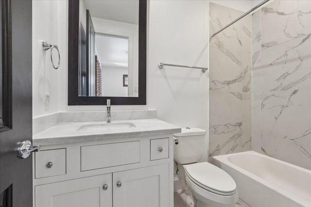 2314 Hutchins Street, Houston, TX 77004