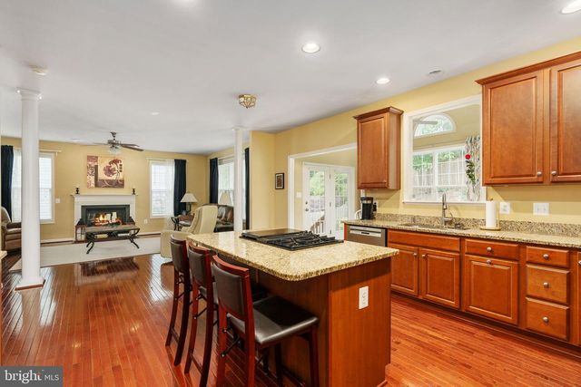 76 LANDMARK DR, Stafford, VA 22554